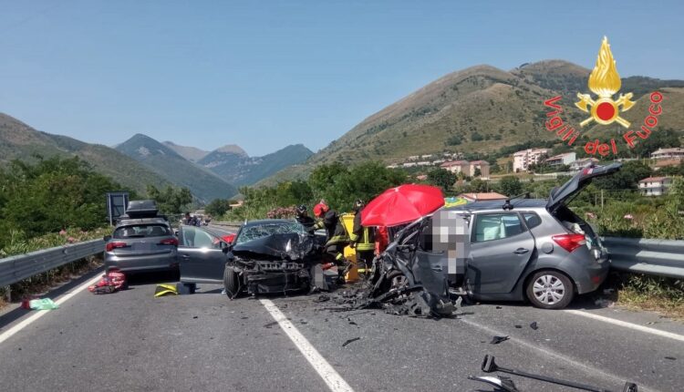 Tortora Incidente Stradale Sulla Ss Un Morto Video